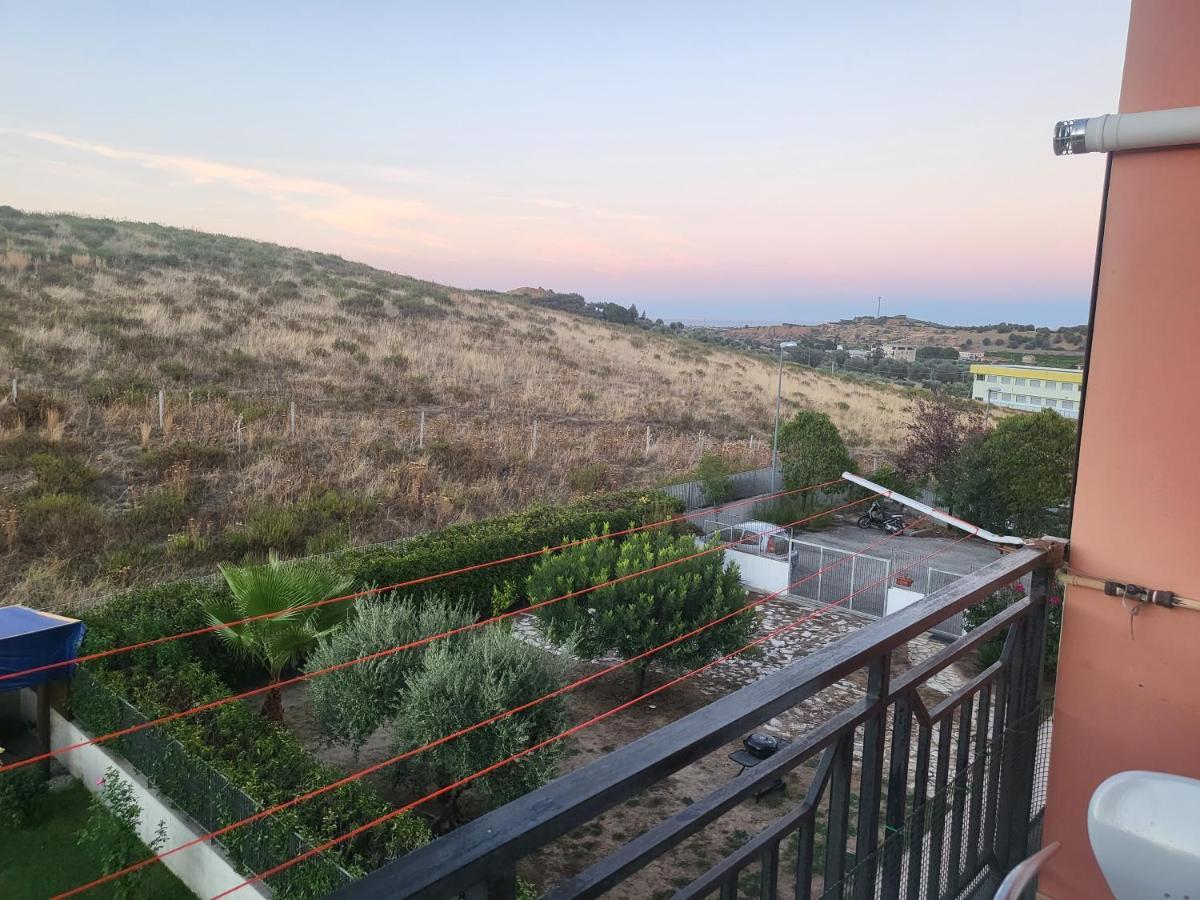 קוריליאנו קלאברו Casa Di Ninni מראה חיצוני תמונה